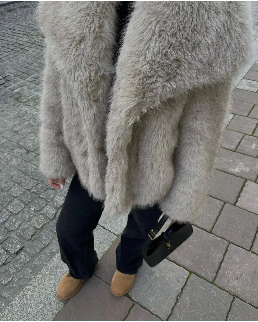 Fara Fur Abrigo
