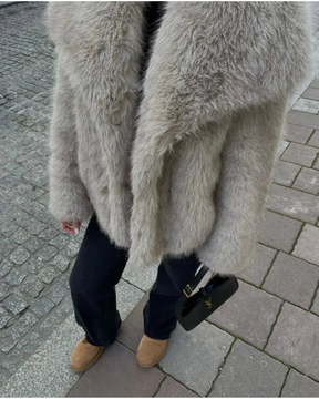 Fara Fur Abrigo
